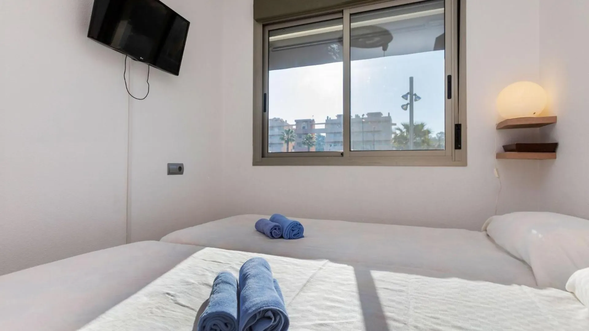 Apartment Tramontana-2 By Interhome Салоу